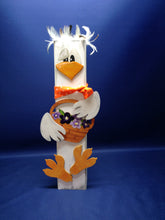 Lade das Bild in den Galerie-Viewer, Pfahltier Henne aus Holz Ostereier gestalten, Ostergeschenk selber basteln, Küken aus Holz bemalen, basteln zu Ostern mit Kindern, basteln für Osterdeko, Küken aus Holz, Osterdeko selbst gestalten, Osterdekoration aus Holz gestalten, Osterbasteln einfach mit Kindern, Bastelset aus Holz zum Basteln, Bastelideen für Ostern, Osterdekoration aus Holz gestalten, Bastelset aus Holz zum Basteln, Ostereier gestalten, Ostergeschenk selber basteln, Küken aus Holz, Osterdeko selbst gestalten, basteln zu Ostern mit K