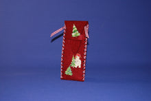 Lade das Bild in den Galerie-Viewer, Schneemann m. Topf u. Baum als Knopf 4 cm Knopf aus Holz, Knöpfe mit Gesicht, Schneemann Knopf, Knöpfe zum Dekorieren, Knopf zum Basteln, Knopf zum Nähen, Holzknopf, Knöpfe, Tiereknöpfe, Knöpfe zum Bemalen, BUH 7504