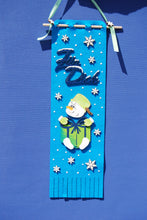 Lade das Bild in den Galerie-Viewer, Schneemann mit Topf aus Holz, Kantenhocker
Schneemannkopf mit Hände und Füße basteln mit Kindern im Winter, weihnachtliches Bastelset, Geschenkidee für Weihnachten, basteln mit Holz, Schneemann aus Holz basteln, Bastelidee Winter, Bastelset Weihnachten, Weihnachtsdeko gestalten, Weihnachtsbasteln, Schneemann zum setzen malen, Weihnachtsdekoration, Schneemann aus Holz gestalten, basteln mit Holz, Schneemann zum setzen malen, Weihnachtsdekoration, Geschenkidee für Weihnachten, basteln mit Kindern im Winter,