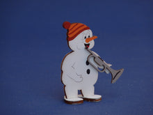 Lade das Bild in den Galerie-Viewer, Schneemann mit Mütze aus Holz, Standfigur Bastelset Weihnachten, Bastelidee Winter, weihnachtliches Bastelset, basteln mit Kindern im Winter, Schneemann aus Holz gestalten, Weihnachtsdekoration, Geschenkidee für Weihnachten, Schneemann aus Holz basteln, basteln mit Holz, Weihnachtsbasteln, Schneemann zum setzen malen, Weihnachtsdeko gestalten, basteln mit Kindern im Winter, Bastelidee Winter, Weihnachtsdeko gestalten, Weihnachtsdekoration, Geschenkidee für Weihnachten, weihnachtliches Bastelset, Weihnacht