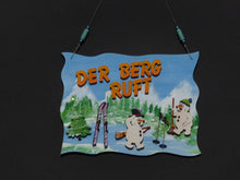 Lade das Bild in den Galerie-Viewer, Schneemann mit Zylinder und Besen aus Holz basteln mit Holz, Weihnachtsbasteln, Schneemann basteln Weihnachten, Schneemann aus Holz basteln, Schneemann aus Holz gestalten, Weihnachtsdeko gestalten, Bastelidee Winter, basteln mit Kindern im Winter, Schneemann malen, Weihnachtsdekoration, Geschenkidee für Weihnachten, Winterdeko selbst gestalten, Schneemann malen, Schneemann basteln Weihnachten, basteln mit Kindern im Winter, Geschenkidee für Weihnachten, Schneemann aus Holz basteln, Winterdeko selbst gesta