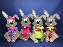 Lade das Bild in den Galerie-Viewer, Osterhase aus Filz mit Säckchen zum Nähen Dekoideen Ostern, Nähen für Kinder, Basteln mit Kindern, Bastelideen Ostern, Osternest, Osterdeko selber machen, Ostern, Hase aus Filz, Basteln für Anfänger, Basteln für Kinder, Osterdeko, Osterhase, Nähset Hase, Osterdeko basteln, Nähen für Anfänger, Frühling, Frühlingsdeko, Basteln mit Filz, Basteln für Ostern, Nähen mit Kindern,  Osterdeko basteln, Ostern, Hase aus Filz, Nähset Hase, Nähen mit Kindern, Frühlingsdeko, Basteln mit Kindern, Osterdeko, Nähen für Anf