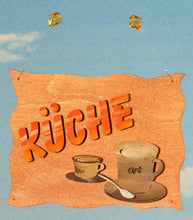 Lade das Bild in den Galerie-Viewer, Basteln mit Kindern, Kaffeetasse zum Basteln, Deco Küche, Kleine Holzteile, Holzteilechen, Kaffeetasse mit Schriftzug Cafe aus Holz, Oktoberfestdeko, Einladungskarten basteln, Tischdeko selber machen, Basteln mit Holz, Geschenk zum Geburtstag, Karte zum Geburtstag basteln, Dirnd Trachtenhut aus Holz, Holzteile zum Selbstgestalten, Deco für Gartenparty, Streuteile basteln, Streuteile diy, Streuteile Holz, Basteln mit Holzteilen, Holzteile bemalen, CAH 8508