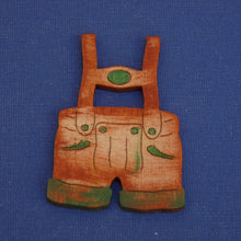 Lade das Bild in den Galerie-Viewer,   Streuteile Holz, Holzteile bemalen, Oktoberfestdeko, Geschenk zum Geburtstag, Maßkrug aus Holz, Lederhose aus Holz, Tischdeko selber machen, Basteln mit Kindern, Dirnd Trachtenhut aus Holz, Deco Bierfeste, Kleine Holzteile, Basteln mit Holz, Einladungskarten basteln, Deco für Gartenparty, Streuteile basteln, Basteln mit Holzteilen, Karte zum Geburtstag basteln, Holzteile zum Selbstgestalten, Streuteile diy, Holzteilechen,  OFH 6705