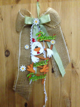 Lade das Bild in den Galerie-Viewer, Cappucino Schriftzug aus Holz Eingangsschild, Holzteile bemalen, Schriftzug Bastelartikel, Schriftzüge aus Holz, Holzkunst, Geschenke verzieren, Cafe Schriftzüge , Küche Schriftzug, Bastelideen mit Holz, Basteln mit Holz, Schriftzüge bemalen, SZH 4709