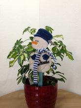 Lade das Bild in den Galerie-Viewer, Schneemann mit Topf aus Holz, Kantenhocker
Schneemannkopf mit Hände und Füße Schneemann aus Holz gestalten, basteln mit Holz, weihnachtliches Bastelset, Schneemann zum setzen malen, Weihnachtsbasteln, basteln mit Kindern im Winter, Bastelidee Winter, Geschenkidee für Weihnachten, Schneemann aus Holz basteln, Weihnachtsdekoration, Bastelset Weihnachten, Weihnachtsdeko gestalten, Bastelset Weihnachten, basteln mit Kindern im Winter, Geschenkidee für Weihnachten, Schneemann aus Holz basteln, Bastelidee Winte