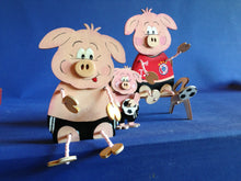 Lade das Bild in den Galerie-Viewer, Schwein als Schlenkerfigur aus Holz
Schlenker Tiere aus Holz zum setzen, Dekoration mit Kindern gestalten, Schweine basteln, Basteln mit Kindern, Schweinchen bemalen, Glücksschweinchen basteln, Bastelset aus Holz, Jahrsesdeko basteln, Glückbringer gestalten, Bastelset für Bauernhof, Bastelset für Bauernhof, Glücksschweinchen basteln, Schweinchen bemalen, Basteln mit Kindern, Dekoration mit Kindern gestalten, Bastelset aus Holz, Schweine basteln, Schlenker Tiere aus Holz zum setzen, Jahrsesdeko basteln, G