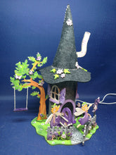 Lade das Bild in den Galerie-Viewer, Laubbaum aus Holz Wichtellandschaft, Holzartikel zum Basteln , Wichtelhausbasteln, Fairyhouse , Fairyhousezumbasteln , Baum zum Bemalen, Baum aus Holz, Wichtelhaus , Fairyhouse Landschaften , Bastelideen für fairy house , Holzartikel zum Bemalen , Baum für fairy house, WHL 6522SB