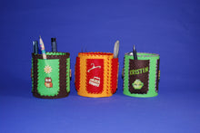 Lade das Bild in den Galerie-Viewer, Frosch als Knopf 3 cm Knopf aus Holz, Knopf zum Basteln, Knöpfe, Holzknopf, Knöpfe zum Bemalen, Tiereknöpfe, Knopf zum Nähen, Knöpfe zum Dekorieren, Frosch Knopf, Knöpfe mit Gesicht, BUH 8803