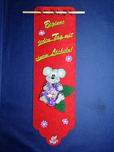 Lade das Bild in den Galerie-Viewer, Maus aus Holz, Kantenhocker Geschenkideen zum Basteln, Tiere aus Holz malen, Mäuse mit Kindern malen, Jahrsesdeko basteln, Bastelset aus Holz, Frühjahrsdekoration gestalten, Kleinteile zum Bemalen, Tiere aus Holz basteln, Haustiere malen, Basteln mit Kindern, Dekoration mit Kindern gestalten, MAU 4606SB