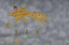 Lade das Bild in den Galerie-Viewer, Stern mit Stern aus Holz Sterne basteln Weihnachten, Geschenkidee für Weihnachten, basteln mit Kindern im Winter, basteln mit Holz, Sterne aus Holz basteln, Sterne malen, Weihnachtsbasteln, Deko mit Sternen aus Holz gestalten, Bastelidee Winter, Winterdeko selbst gestalten, Weihnachtsdeko gestalten, Weihnachtsdekoration, Deko mit Sternen aus Holz gestalten, Weihnachtsdeko gestalten, Winterdeko selbst gestalten, Weihnachtsdekoration, basteln mit Kindern im Winter, Sterne basteln Weihnachten, basteln mit Ho