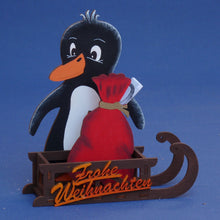 Lade das Bild in den Galerie-Viewer, 25cm Pinguin im Winter gestalten, Geschenkidee für Weihnachten, Weihnachtsdekoration, Pinguinmama aus Holz, weihnachtliches Bastelset, Pinguin aus Holz basteln, basteln mit Kindern einfach, Pinguine malen, Tiere basteln mit Holz, Weihnachtsdeko gestalten, Bastelidee Weihnachten, Weihnachtsbasteln, Weihnachtsbasteln, basteln mit Kindern einfach, Pinguine malen, Weihnachtsdeko gestalten, Pinguin im Winter gestalten, Pinguin aus Holz basteln, Weihnachtsdekoration, weihnachtliches Bastelset, Bastelidee Weihna
