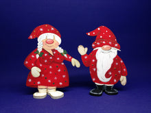 Lade das Bild in den Galerie-Viewer, 10cm Bastelideen für fairy house , Wichtelhausbasteln, Holzartikel zum Bemalen , Wichtelhaus , Wichtelmann aus Holz, Holzartikel zum Basteln , Fairyhousezumbasteln , Fairyhouse Landschaften , Wichtellandschaft, Märchenwelt gestalten, Wichtelmann für Fairy House, Wichtelmann aus Holz, Holzartikel zum Bemalen , Wichtellandschaft, Märchenwelt gestalten, Wichtelhaus , Wichtelhausbasteln, Fairyhousezumbasteln , Bastelideen für fairy house , Fairyhouse Landschaften , Wichtelmann für Fairy House, Holzartikel zum