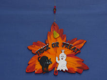 Lade das Bild in den Galerie-Viewer, Marmeladenglas Dekoidee, Marmeladenglas dekorieren, Marmeladenglas, Birne, Geschenkidee, selbstgemachte Marmelade verschenken, Dekoidee aus Holz, Dekoidee, Geschenkidee aus Holz, Obst, Früchte, Obst aus Holz, Birne aus Holz, Früchte aus Holz, APH 6510