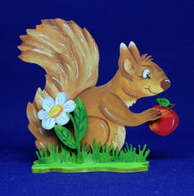 Lade das Bild in den Galerie-Viewer, 8cm Halter für Bastelartikel, Ständer für Tiere, Ständer mit Gras, Holzständer, Ständer mit Wiese, Halter für Bastelartikel, Ständer mit Wiese, Ständer für Tiere, Holzständer, Ständer mit Gras, DAH 3108