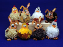 Lade das Bild in den Galerie-Viewer, Pompom Oster Figuren aus Holz Puschel-Figuren zu Ostern, Hasen bemalen, Pompom Tiere aus Holz, Bastelset aus Holz, gestalten, Basteln mit Kindern, gestalten, Küken und Gockel basteln, Oster-Deko mit Kindern, Bommel-Tiere basteln, Frühjahrsdeko basteln, WHS 8304SB