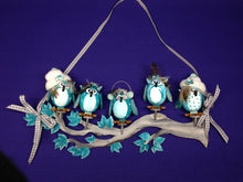 Lade das Bild in den Galerie-Viewer, Ast / Zweige zum Aufhängen aus Holz Ast für Vögel und Eulen, Zweige zum Basteln, Ast für Türschilder, Ast bemalen, Zweig aus Holz, Zweige bemalen, Holzteile zum Dekorieren, Äste aus Holz für Weihnachten, Ast Äste, Zweige, Zweige für Vögel und Eulen, Zweige aus Holz für Weihnachten, Ast aus Holz, Ast zum Basteln, BAU 0830