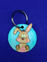 Lade das Bild in den Galerie-Viewer, Pompom Oster Figuren aus Holz Küken und Gockel basteln, Puschel-Figuren zu Ostern, gestalten, Frühjahrsdeko basteln, Basteln mit Kindern, Pompom Tiere aus Holz, Bastelset aus Holz, Oster-Deko mit Kindern, gestalten, Hasen bemalen, Bommel-Tiere basteln, WHS 8304SB