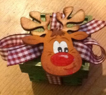 Lade das Bild in den Galerie-Viewer, 3cm weihnachtliches Bastelset, Weihnachtsdeko gestalten, Rentier aus Holz basteln, basteln mit Kindern einfach, Rentiere malen, Tiere basteln mit Holz, Weihnachtsbasteln, Weihnachtendeko gestalten, Bastelidee Weihnachten, Weihnachtsdekoration, Geschenkidee für Weihnachten, Rentiere im Winter gestalten, Rentier aus Holz basteln, Tiere basteln mit Holz, basteln mit Kindern einfach, Geschenkidee für Weihnachten, Weihnachtsdekoration, Rentiere im Winter gestalten, Weihnachtsdeko gestalten, Weihnachtsbasteln,