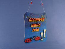 Lade das Bild in den Galerie-Viewer, Sektflöte aus Holz Holzideen , Hochzeits Einladung, Hochzeits Danke Karten basteln, Holzkunst, Holz bemalen, Hochzeitsdeko, Basteln mit Holz, Hochzeitsdeko aus Holz, Holzteile für hochzeit, Sektflöten aus Holz, Brautpaar aus Holz basteln, Hochzeitskarte basteln, Holz bemalen mit Acryl, Hochzeitsgeschenk selbermachen,  Brautpaar aus Holz basteln, Hochzeitsgeschenk selbermachen, Hochzeitsdeko, Holzteile für hochzeit, Hochzeits Einladung, Holzkunst, Hochzeitsdeko aus Holz, Holz bemalen mit Acryl, Sektflöten a