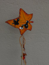 Lade das Bild in den Galerie-Viewer, Ahornblatt aus Holz
in vielen Größen erhältlich Blätter für den Herbst, Blätter für Geburtstagsdeko, Blätter zum Basteln, Blätter zum selbst Gestalten, Blätter als Streudeko, Blätter aus Holz, Blätter zum Bemalen, Blätter für Geldgeschenke, Blätter für Hochzeit, Blätter für den Herbst, Blätter zum Basteln, Blätter aus Holz, Blätter für Hochzeit, Blätter für Geburtstagsdeko, Blätter für Geldgeschenke, Blätter zum selbst Gestalten, Blätter als Streudeko, Blätter zum Bemalen, LAH 1020