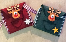 Lade das Bild in den Galerie-Viewer, 3cm Weihnachtsdekoration, Bastelidee Weihnachten, Weihnachtsbasteln, basteln mit Kindern einfach, Rentiere im Winter gestalten, Geschenkidee für Weihnachten, Rentiere malen, weihnachtliches Bastelset, Weihnachtendeko gestalten, Tiere basteln mit Holz, Weihnachtsdeko gestalten, Rentier aus Holz basteln, Rentiere im Winter gestalten, Geschenkidee für Weihnachten, Weihnachtsdekoration, Weihnachtsdeko gestalten, basteln mit Kindern einfach, Weihnachtendeko gestalten, Bastelidee Weihnachten, Weihnachtsbasteln,