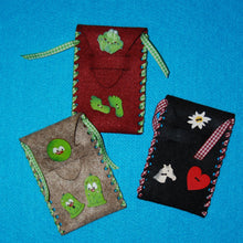 Lade das Bild in den Galerie-Viewer, Frosch als Knopf 3 cm Knöpfe, Tiereknöpfe, Knopf aus Holz, Knöpfe zum Dekorieren, Knopf zum Nähen, Frosch Knopf, Knöpfe mit Gesicht, Holzknopf, Knopf zum Basteln, Knöpfe zum Bemalen, BUH 8803