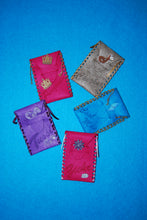 Lade das Bild in den Galerie-Viewer, Babyschuh als Knopf 2cm Tiereknöpfe, Knopf aus Holz, Knöpfe mit Gesicht, Holzknopf, Knopf, Knöpfe, Knöpfe zum Dekorieren, Knopf zum Basteln, Knöpfe zum Bemalen, Knopf zum Nähen, BUH 1702