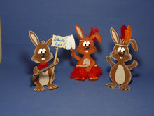 Lade das Bild in den Galerie-Viewer, Hase als Standfigur aus Holz
in verschiedenen Größen Osterbasteln einfach mit Kindern, Hasen aus Holz basteln, Hasen aus Holz zum Basteln, Osterbasteln mit Kindern einfach, Basteln für Osterdeko, Osterdeko selbst gestalten, Bastelset aus Holz, Osterdekoration aus Holz gestalten, Ostergeschenk selber basteln, Osterhasen aus Holz bemalen, Basteln zu Ostern mit Kindern, Bastelideen für Ostern, basteln mit Kindern, Osterhasen gestalten, Osterbasteln mit Kindern einfach, basteln mit Kindern, Osterdeko selbst