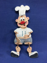 Lade das Bild in den Galerie-Viewer, Koch aus Holz, Schlenker-Figur Bastelset aus Holz, Schlenker Figuren aus Holz zum setzen, coole Köche aus Holz basteln, Dekoration mit Kindern gestalten, Köche aus Holz basteln, Figuren mit Kindern malen, Frühjahrsdekoration gestalten, Bastelset für die Küche, Jahrsesdeko für die Küche basteln, Koch zum bemalen, Basteln mit Kindern, Geschenkideen zum basteln, Figuren mit Kindern malen, Basteln mit Kindern, Dekoration mit Kindern gestalten, Jahrsesdeko für die Küche basteln, Bastelset aus Holz, Koch zum be