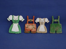 Lade das Bild in den Galerie-Viewer,   Holzteilechen, Dirnd Trachtenhut aus Holz, Basteln mit Holzteilen, Geschenk zum Geburtstag, Tischdeko selber machen, Karte zum Geburtstag basteln, Streuteile basteln, Streuteile Holz, Holzteile bemalen, Einladungskarten basteln, Deco für Gartenparty, Holzteile zum Selbstgestalten, Basteln mit Holz, Streuteile diy, Lederhose aus Holz, Basteln mit Kindern, Maßkrug aus Holz, Oktoberfestdeko, Deco Bierfeste, Kleine Holzteile,  OFH 7808