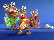 Lade das Bild in den Galerie-Viewer, Rentier aus Holz,
Standfigur Winter Tiere basteln mit Holz, Bastelset Weihnachten, basteln mit Kindern, Geschenkidee für Weihnachten, weihnachtliches Bastelset, Rentier zum stellen malen, Weihnachtsbasteln, Weihnachtsdekoration, Bastelidee Weihnachten, Rentier aus Holz, Rentier zu Weihnachten gestalten, Weihnachtsdeko gestalten, Geschenkidee für Weihnachten, Bastelidee Weihnachten, Weihnachtsbasteln, Bastelset Weihnachten, Rentier zu Weihnachten gestalten, Rentier zum stellen malen, Winter Tiere basteln m