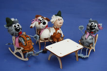 Lade das Bild in den Galerie-Viewer, Schaf Schlenker Bastelsets zum Trockenfilzen/Nadelfilzen Lustige Figuren zum Filzen, Basteln mit Kindern, Nadelfizen, Schaf zum Filzen, Bastelideen zum Filzen, Filzset, Basteln mit Filz, Filzen mit Kindern, Tiere trocken filzen, RGH 7306SB