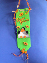 Lade das Bild in den Galerie-Viewer, Mauer ca. 12,5cm aus Holz Basteln mit Kinder, Holzkunst, Holzideen , Basteln mit Holz für Kinder, Kleine Holzteile, Mauer Holzteile, Holzteile bemalen, Mauer aus Holz, Basteln mit Holzteile, Holzteile bemalen, ZAH 9512