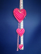 Lade das Bild in den Galerie-Viewer, Herzen aus Filz zum Nähen 3 verschiedene Größen im Set Nähen für Anfänger, Dekoidee Herz, Bastelidee Geburtstag, Hochzeitsgeschenk selber machen, Geschenkidee Valentinstag, Herzen aus Filz, Geschenkidee, Bastelideen zum Geburtstag, Geschenk zur Hochzeit, Nähen für Kinder, Herzen zum Basteln, Basteln mit Kindern, Herzen zum selber machen, Bastelidee Schlüsselanhänger, Geschenkidee zur Hochzeit, Herzen Nähset, Bastelideen für Kinder, Bastelideen aus Filz, Herzen zum Nähen, Hochzeitsgeschenk,  Basteln mit Kin