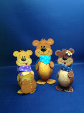 Lade das Bild in den Galerie-Viewer, Tiere aus Holz, Basteln mit Kindern, Teddys selber machen, Bastelideen mit Styropor, Bär zum Basteln, Basteln für Kinder, Geburtstagsgeschenk basteln, Jahresdeko Tiere, Bastelideen Tiere, Tiere selber basteln, Geschenke zur Geburt, Deko mit Kindern gestalten, DTE 8407SB