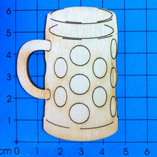 Lade das Bild in den Galerie-Viewer, 6cm Holzteile bemalen, Maßkrug aus Holz, Basteln mit Holzteilen, Basteln mit Kindern, Kleine Holzteile, Dirnd Trachtenhut aus Holz, Einladungskarten basteln, Geschenk zum Geburtstag, Tischdeko selber machen, Deco für Gartenparty, Lederhose aus Holz, Streuteile diy, Basteln mit Holz, Streuteile basteln, Oktoberfestdeko, Karte zum Geburtstag basteln, Holzteilechen, Holzteile zum Selbstgestalten, Streuteile Holz, Deco Bierfeste,  Streuteile basteln, Dirnd Trachtenhut aus Holz, Deco Bierfeste, Basteln mit Holz