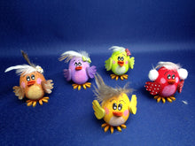 Lade das Bild in den Galerie-Viewer, kleine Vögel aus Styropor und Holz Vogelbastelset, Deko mit Kindern gestalten, Bastelideen für Kinder, Bastelzubehör aus Holz, Styropor gestalten, Bastelset für Kinder, Kindergeburtstagsbasteln, Vogel basteln mit Kindern, Holzbastelzubehör, Frühjahrsdekoration basteln, Bastelmaterial aus Holz, Holzbastelartikel, Vögel malen mit Kinder, Vögel bemalen,   DVL 2704SB