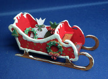 Lade das Bild in den Galerie-Viewer, Rentiere mit Schlitten aus Holz Fairyhouse , Holzartikel zum Bemalen , Fairyhouse Landschaften , Winter Rentierschlitten, Wichtelhaus , Rentierschlitten, Wichtelhaus basteln, Schlitten für Fairy House, Bastelideen für fairy house , Schlitten aus Holz, Holzartikel zum Basteln , Fairyhouse zum basteln , Schlitten für landschaft, WHL 6597SB