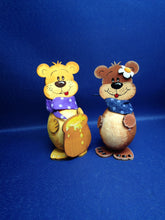 Lade das Bild in den Galerie-Viewer, Geschenke zur Geburt, Basteln mit Kindern, Bastelideen Tiere, Jahresdeko Tiere, Tiere aus Holz, Basteln für Kinder, Bär zum Basteln, Deko mit Kindern gestalten, Teddys selber machen, Tiere selber basteln, Bastelideen mit Styropor, Geburtstagsgeschenk basteln, DTE 8407SB