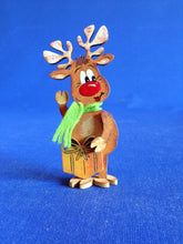Lade das Bild in den Galerie-Viewer, Rentier aus Holz,
Standfigur Rentier aus Holz, Weihnachtsdeko gestalten, Rentier zum stellen malen, Bastelset Weihnachten, Rentier zu Weihnachten gestalten, Weihnachtsdekoration, Winter Tiere basteln mit Holz, Weihnachtsbasteln, Bastelidee Weihnachten, weihnachtliches Bastelset, basteln mit Kindern, Geschenkidee für Weihnachten, Weihnachtsbasteln, Winter Tiere basteln mit Holz, Weihnachtsdeko gestalten, Rentier zu Weihnachten gestalten, Geschenkidee für Weihnachten, Bastelidee Weihnachten, Bastelset Weihn