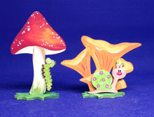 Lade das Bild in den Galerie-Viewer, Pilze zum Stellen mit Tiere aus Holz (8erSet) Holzteile bemalen, Fliegenpilz zum Bemalen, Herbstdeko selbst gestalten, Streuteile diy, Streuteile Holz, Pilze aus Holz, Basteln mit Holzteile, Pilze zum Basteln, Dekoration für den Herbst basteln, Basteln mit Holz für Kinder, Holzteile, Basteln mit Holz, Kleine Holzteile, VGH 6910SB