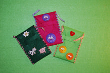 Lade das Bild in den Galerie-Viewer, Schwein 3 cm als Knopf Knöpfe zum Dekorieren, Knopf aus Holz, Knopf, Knöpfe zum Bemalen, Knopf zum Nähen, Knöpfe, Tiereknöpfe, Knöpfe mit Gesicht, Knopf zum Basteln, Holzknopf, BUH 7203