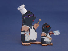 Lade das Bild in den Galerie-Viewer, 8cm Holzteilchen für Küchendeko, Tischdeko selber machen, Deko Bierfeste, Küchenuntensilien aus Holz, Basteln mit Kindern, Streuteile Holz, Basteln mit Holz, Holzteile bemalen, Türschild für Küche basteln, Geschenk zum Geburtstag, Kleine Holzteile, Basteln mit Holzteilen, Küchenuntensilien zum basteln, Deko Bierfeste, Basteln mit Kindern, Holzteilchen für Küchendeko, Streuteile Holz, Basteln mit Holzteilen, Kleine Holzteile, Tischdeko selber machen, Holzteile bemalen, Basteln mit Holz, Küchenuntensilien z