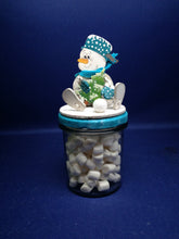 Lade das Bild in den Galerie-Viewer, Schneemann aus Holz, Schlenker-Figur Schneemann aus Holz gestalten, Schneemann zum setzen malen, Bastelidee Winter, weihnachtliches Bastelset, Bastelset Weihnachten, Schneemann aus Holz basteln, basteln mit Holz, Weihnachtsdeko gestalten, Weihnachtsbasteln, Weihnachtsdekoration, Geschenkidee für Weihnachten, basteln mit Kindern im Winter, basteln mit Kindern im Winter, Schneemann zum setzen malen, Geschenkidee für Weihnachten, Bastelset Weihnachten, Bastelidee Winter, Schneemann aus Holz gestalten, Weihna