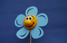 Lade das Bild in den Galerie-Viewer, Blume Bastelsets zum Trockenfilzen / Nadelfilzen Filzset, Filzen mit Kindern, Bastelideen zum Filzen, Nadelfizen, Tiere trocken filzen, Basteln mit Kindern, Lustige Figuren zum Filzen, Basteln mit Filz, Blume zum Filzen, Tiere trocken filzen, Basteln mit Filz, Bastelideen zum Filzen, Filzen mit Kindern, Nadelfizen, Lustige Figuren zum Filzen, Basteln mit Kindern, Filzset, Blume zum Filzen, RGH 1506SB