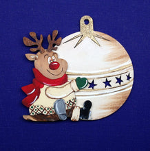 Lade das Bild in den Galerie-Viewer, Kugel für Christbaum aus Holz Basteln Weihnachtszeit, Christbaumkugel bemalen, Christbaumkugel aus Holz, Weihnachtsbasteln, Weihnachtsdeko, Bastelideen aus Holz, Weihnachtsbaum aus Holz, Christbaumkugel, Basteln mit Kindern Winter, Basteln mit Kindern, Dekoidee Weihnachten, Basteln mit Kindern Weihnachten einfach, Weihnachtsgeschenke, Dekoidee Winter, Dekoidee Winter, Weihnachtsbasteln, Basteln mit Kindern, Christbaumkugel bemalen, Christbaumkugel aus Holz, Basteln mit Kindern Winter, Bastelideen aus Holz