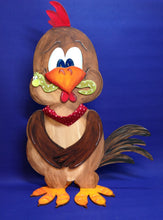 Lade das Bild in den Galerie-Viewer, Hahn aus Holz, schüchtern Osterbasteln mit Kindern einfach, Basteln zu Ostern mit Kindern, Basteln für Osterdeko, Hühnchen, Osterdekoration aus Holz gestalten, Geflügel, Henne, Osterdeko selbst gestalten, Hähnchen, Hahn, basteln mit Kindern, Gockel, Bastelideen für Ostern, Küken , Ostergeschenk selber basteln, Osterbasteln einfach mit Kindern, Hahn, Osterbasteln einfach mit Kindern, Ostergeschenk selber basteln, Basteln für Osterdeko, Standfigur Ostern, Bastelidee Ostern, Osterdekoration aus Holz gestalte
