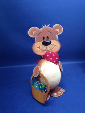 Lade das Bild in den Galerie-Viewer, Dicker Bär aus Holz und Styropor Basteln mit Kindern, Basteln für Kinder, Geburtstagsgeschenk basteln, Jahresdeko Tiere, Deko mit Kindern gestalten, Bär zum Basteln, Bastelideen Tiere, Bastelideen mit Styropor, Tiere selber basteln, Geschenke zur Geburt, Teddys selber machen, Tiere aus Holz, Bastelideen Tiere, Tiere aus Holz, Teddys selber machen, Tiere selber basteln, Geburtstagsgeschenk basteln, Basteln mit Kindern, Bastelideen mit Styropor, Bär zum Basteln, Basteln für Kinder, Geschenke zur Geburt, Dek