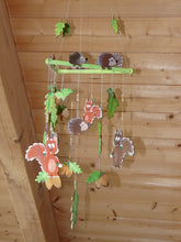 Lade das Bild in den Galerie-Viewer, Igel laufend aus Holz Dekoration mit Kindern gestalten, Marienkäfer aus Holz basteln, Geschenkideen zum basteln, Jahrsesdeko basteln, Haustiere malen, Igel aus Holz, Tiere aus Holz basteln, Kleinteile zum bemalen, Käfer mit Kindern malen, Tiere aus Holz malen, Basteln mit Kindern, Frühjahrsdekoration gestalten, Igel zum Basteln, Haustiere malen, Käfer mit Kindern malen, Jahrsesdeko basteln, Geschenkideen zum basteln, Tiere aus Holz malen, Basteln mit Kindern, Dekoration mit Kindern gestalten, Marienkäfer